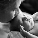 Maternity-Birth-First Glimpse-Newborn