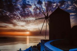 blog-image-sunset-Oia-Santorini-Greece-windmill